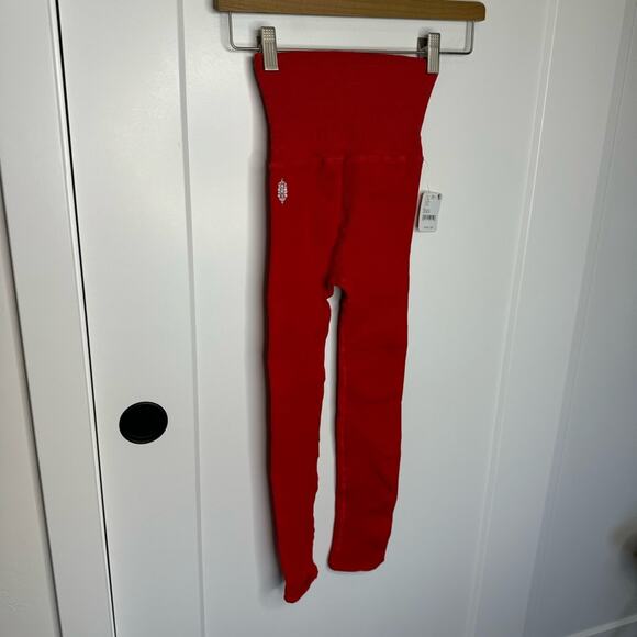 NWT Free People Movement Free Throw Red Ribbed Knit High Rise Leggings Size XS/S - Picture 5 of 6
